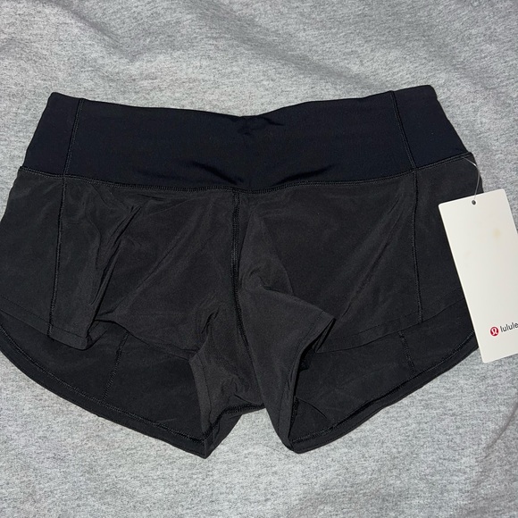lululemon athletica Pants - Lululemon Speed Up Low-Rise lined short 2.5”